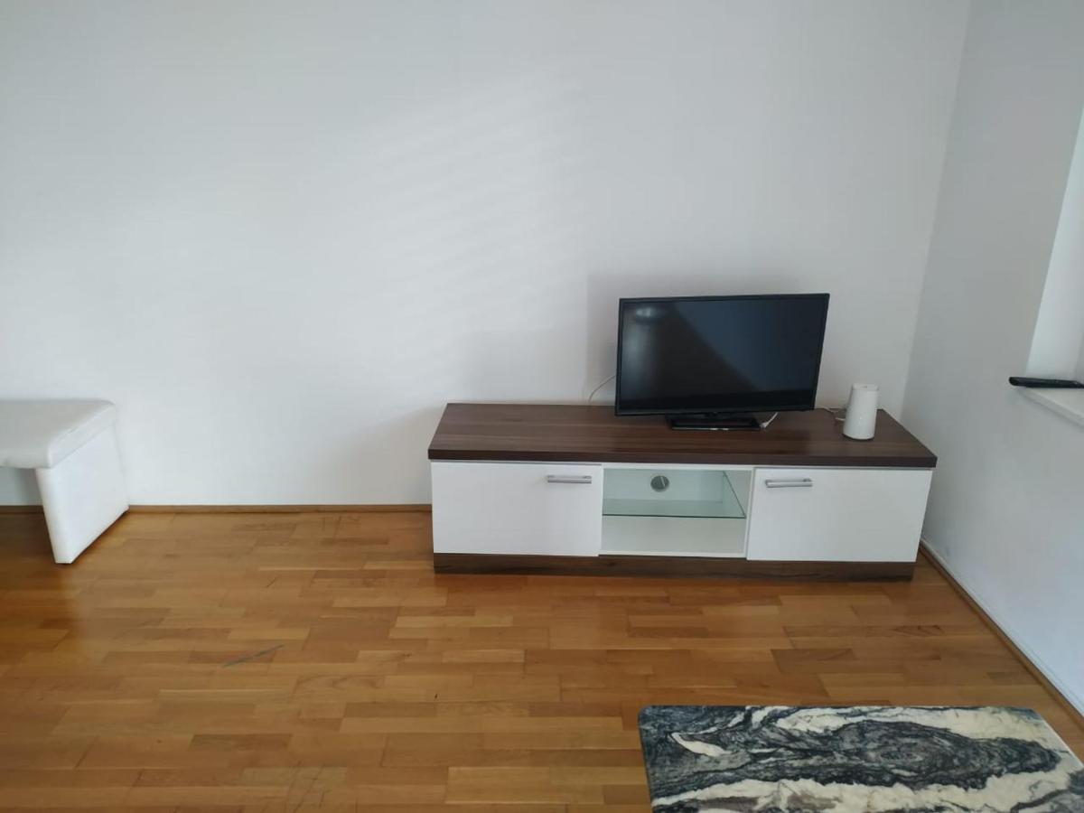 Linz Donau Ufer Stadt Mitte מראה חיצוני תמונה